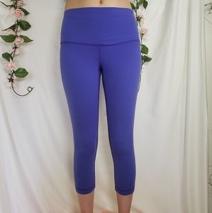 Lululemon leggings capri